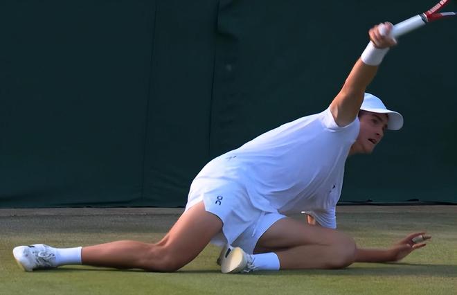 C罗禁赛缓期执行？FIFA纪律准则：纪律机构有权决定是否缓期