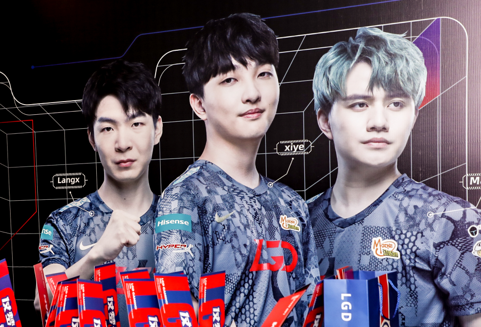 推向了一个 推向了一个